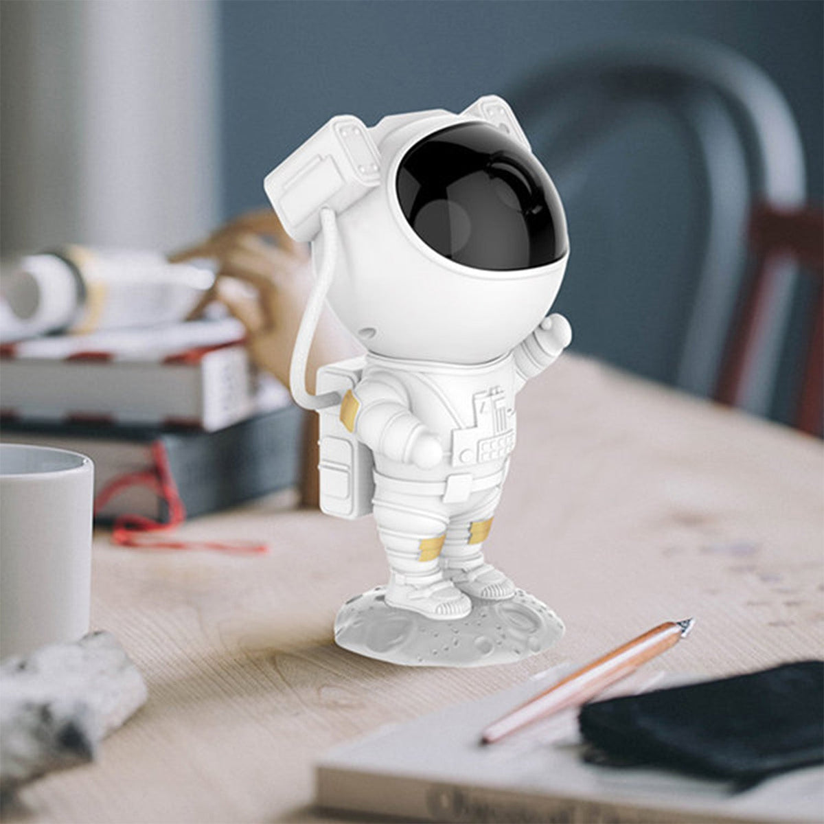 Robot Sky Space Stars Light Astronaut Galaxy Projector, Night lamp